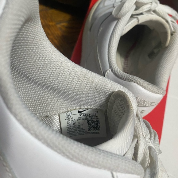 Nike Air Force 1. Size 6.5Y ( Women’s 8 ) ( Men’s 6.5) - Picture 5 of 5